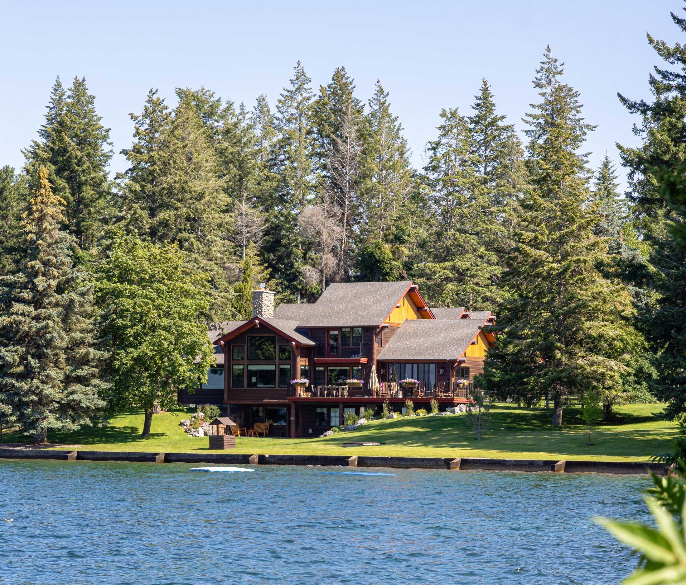 Flathead Lake Lodge